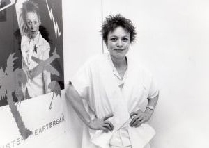 Laurie Anderson 1984, NY 3 cliff.jpg